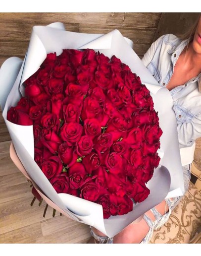 121 Adet Kırmızı Gül Buketi