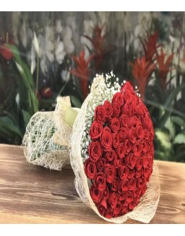 Naturel 101 Kırmızı Gül Buketi